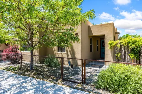 1124 Harrison Rd, Santa Fe, NM 87507