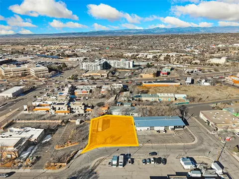 1003 Cordova Pl, Santa Fe, NM 87505