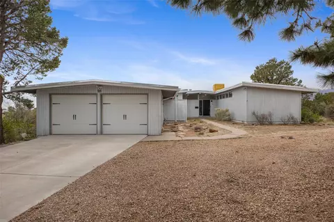 95 Tecolote, Los Alamos, NM 87544