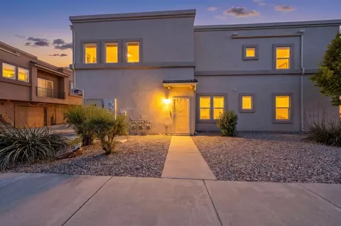 4328 Santo Domingo St #C, Santa Fe, NM 87507