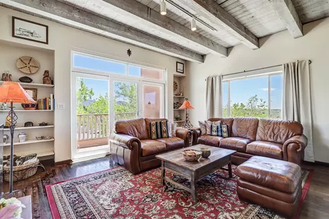 701 Viento Dr #B, Santa Fe, NM 87501