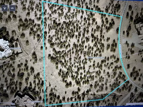 37 Heartstone Dr, Santa Fe, NM 87506