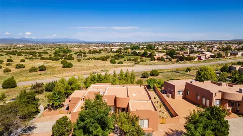 7 Westwind, Santa Fe, NM 87508