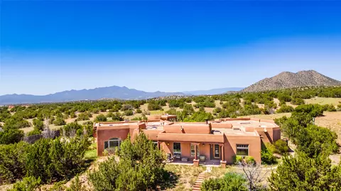 12 Black Cyn, Santa Fe, NM 87508