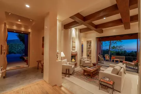 1980 Cerros Colorados, Santa Fe, NM 87501