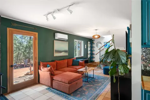 46 Blue Jay Way, Rowe, NM 87562