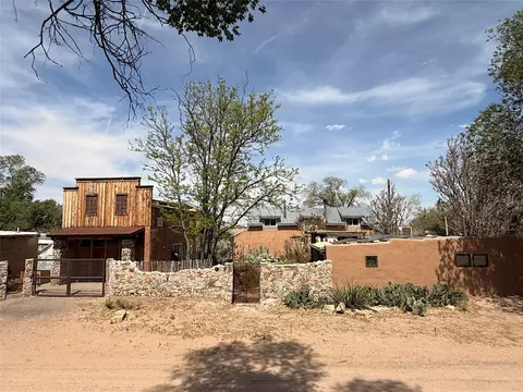 48 Main, Cerrillos, NM 87010