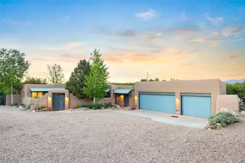 112 Coyote Ridge Trl, Santa Fe, NM 87507
