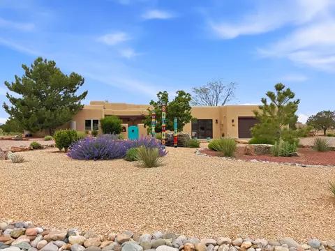 29 Bosque, Santa Fe, NM 87508