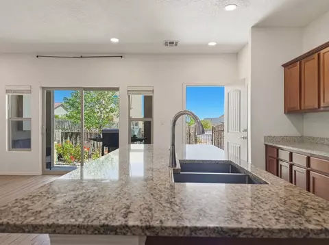 7195 Plaza Central, Santa Fe, NM 87507