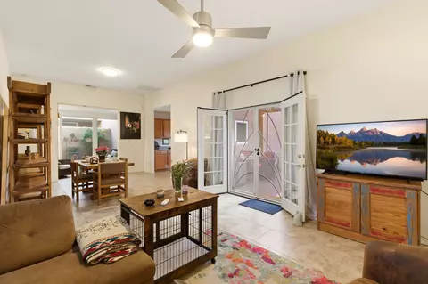 3 Silver Buckle Rd, Santa Fe, NM 87508