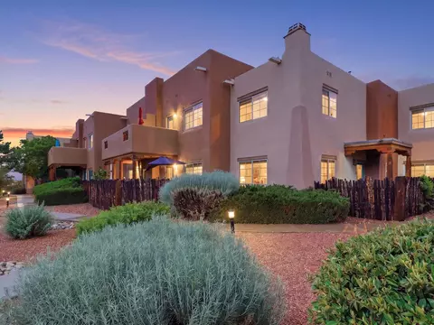 2210 Miguel Chavez Unit 623 Rd, Santa Fe, NM 87505