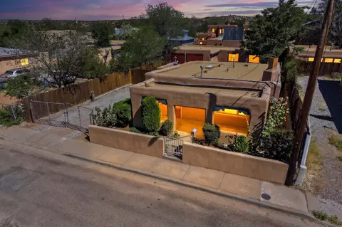 1023 Dunlap St, Santa Fe, NM 87501