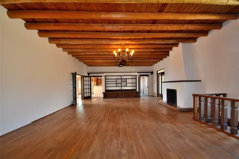 904 Bishops Lodge Rd, Santa Fe, NM 87501