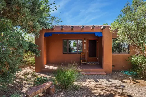 1820 Kiva Rd, Santa Fe, NM 87505