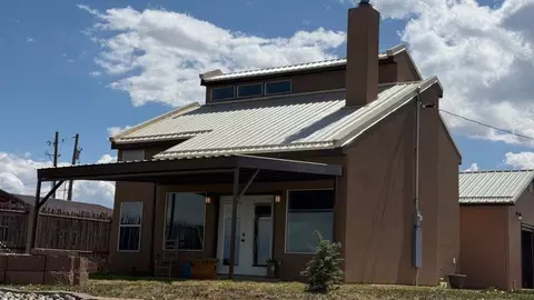 3309 Vista De Vegas Ln, Las Vegas, NM 87701