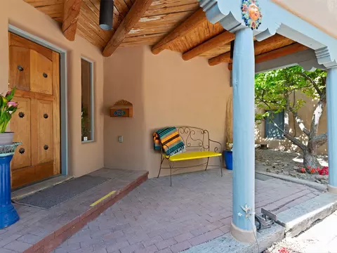 328 Sanchez St, Santa Fe, NM 87505