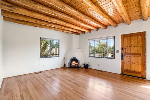 1361 Santa Rosa Dr, Santa Fe, NM 87505