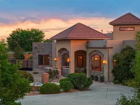 7921 Florence Ave NE, Albuquerque, NM 87122