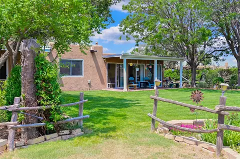 6309 Calle Zanate, Santa Fe, NM 87507