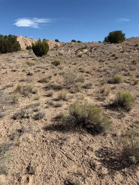 tbd Pueblo Dr, Other, NM 87510