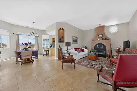 192 San Marcos Loop, Santa Fe, NM 87508