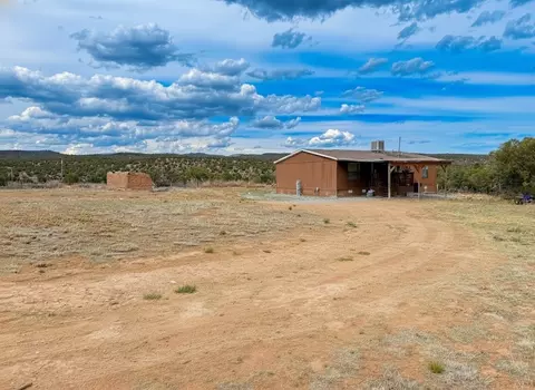 24 El Gusano Dr, Ilfeld, NM 87538