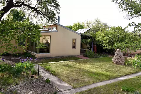1303 Morelia St, Santa Fe, NM 87505