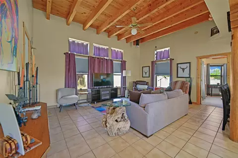 7516 Sagebrush Rd, Santa Fe, NM 87507