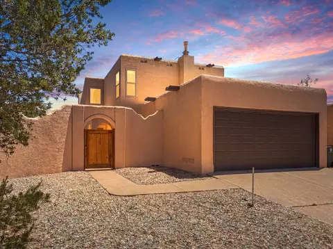 2981 Corte De Espuelas, Santa Fe, NM 87505