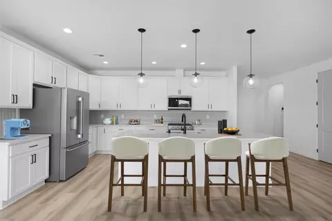 62 Cadena Loop, White Rock, NM 87547