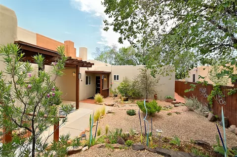 1308 Cibola, Santa Fe, NM 87501