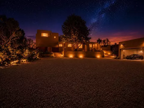 10 Camino Empressa, Placitas, NM 87043