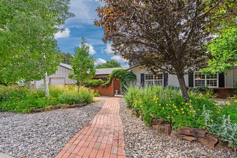 401 Kolleen Ct, White Rock, NM 87547