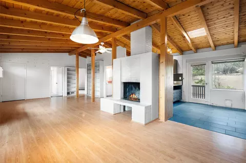 225 La Cruz, Santa Fe, NM 87501