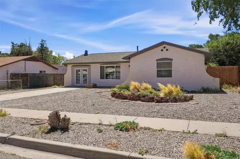 507 Paige, White Rock, NM 87547