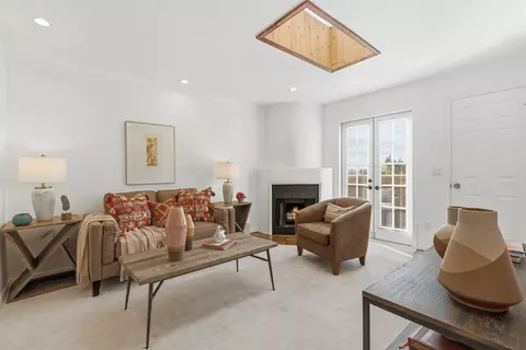 2600 W Zia #I-16, Santa Fe, NM 87507