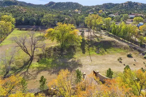 1414 Bishops Lodge Rd, Santa Fe, NM 87506