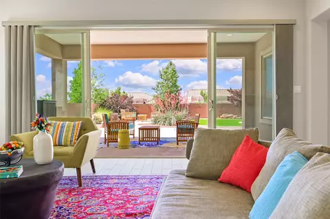4718 Lluvia Encantada, Santa Fe, NM 87507