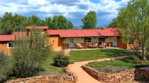 7 Monte Enebro, Santa Fe, NM 87506