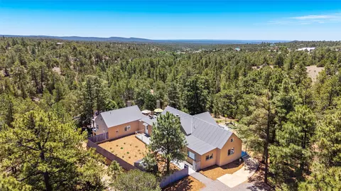 61 Ortiz Rd, Santa Fe, NM 87505