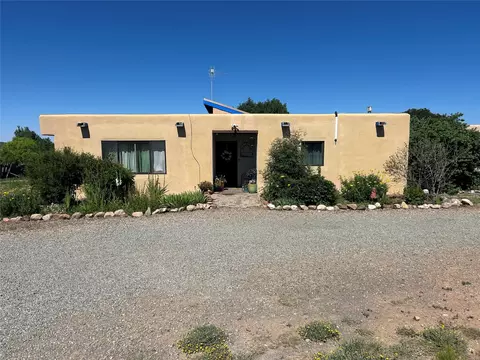 47 Camino Montoya # A, Santa Fe, NM 87507