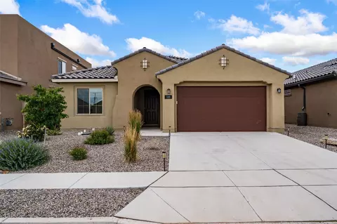 120 Mountaingem Loop, Santa Fe, NM 87508