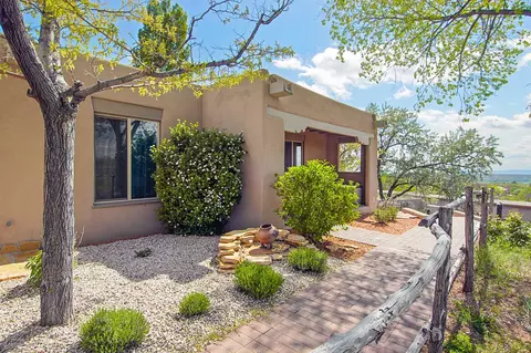 320 Artist Rd #54, Santa Fe, NM 87501