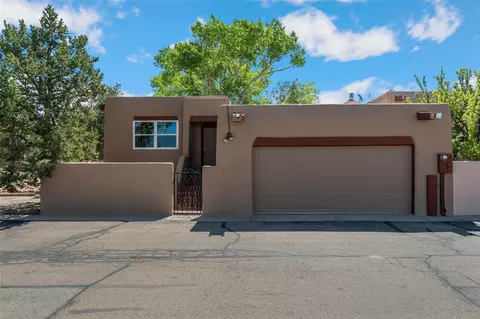 815 Faldas De La Sierra, Santa Fe, NM 87501