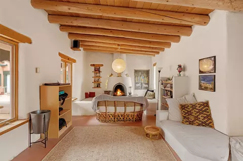 18 Destierro Trl, Santa Fe, NM 87506