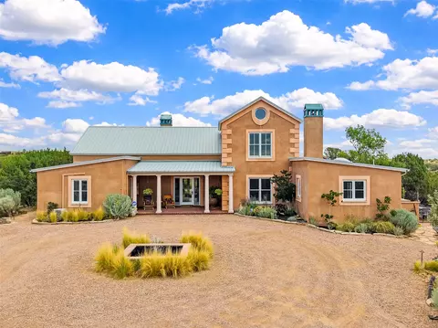 40 Silver Saddle, Lamy, NM 87540