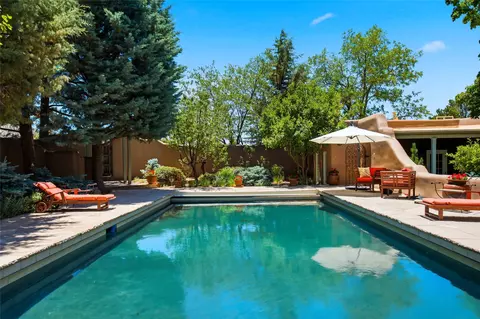 797 Camino Del Monte Sol, Santa Fe, NM 87505