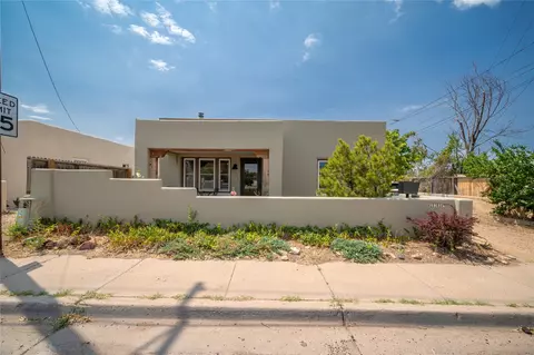 1724 Paseo De Peralta, Santa Fe, NM 87501