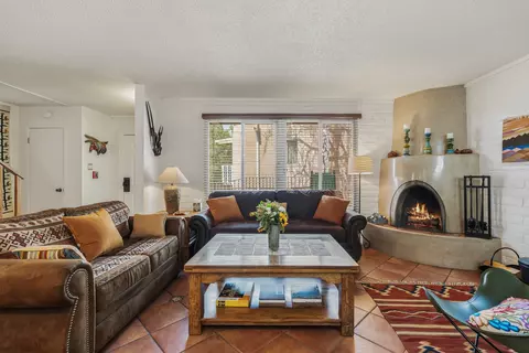 320 Artist Rd #93, Santa Fe, NM 87501